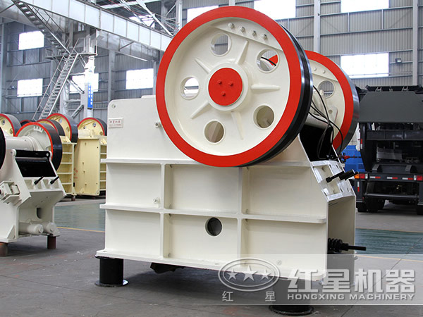 辉绿石破碎机图 辉绿石破碎机图