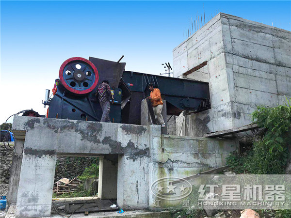 河南多宝手机网页版登录入口颚式破碎机生产厂家