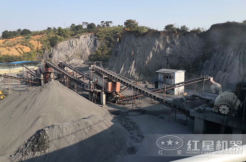 重锤式破碎机工作现场 重锤式破碎机工作现场